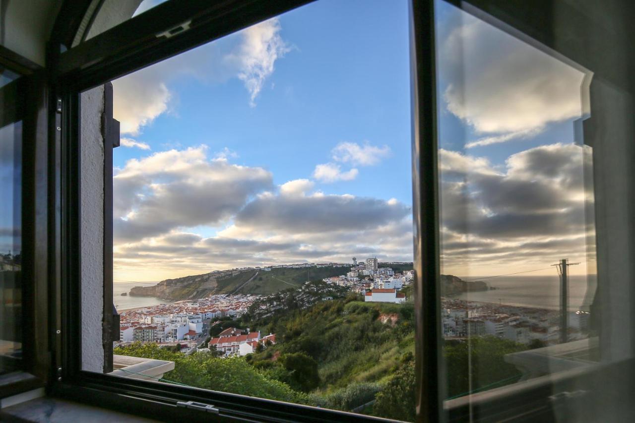Quartos Da Tia Laura Nazaré Exteriör bild